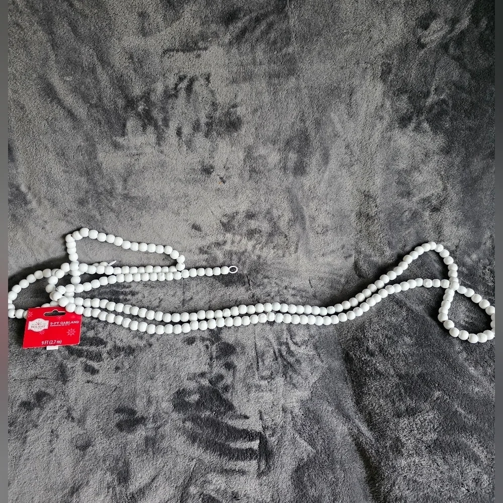 New Round 14mm Wood Bead Christmas Garland, White, 9 feet bundle of 3